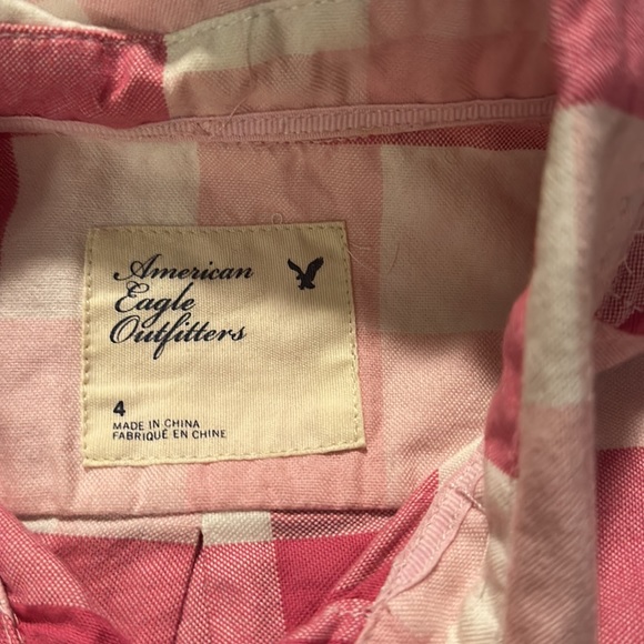 American Eagle Outfitter (AEO) gingham/plaid button down size 4 - Picture 3 of 3